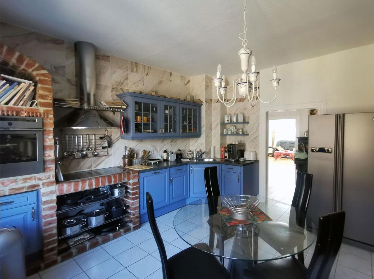 Apartment In Villa Rochlitz ภายนอก รูปภาพ
